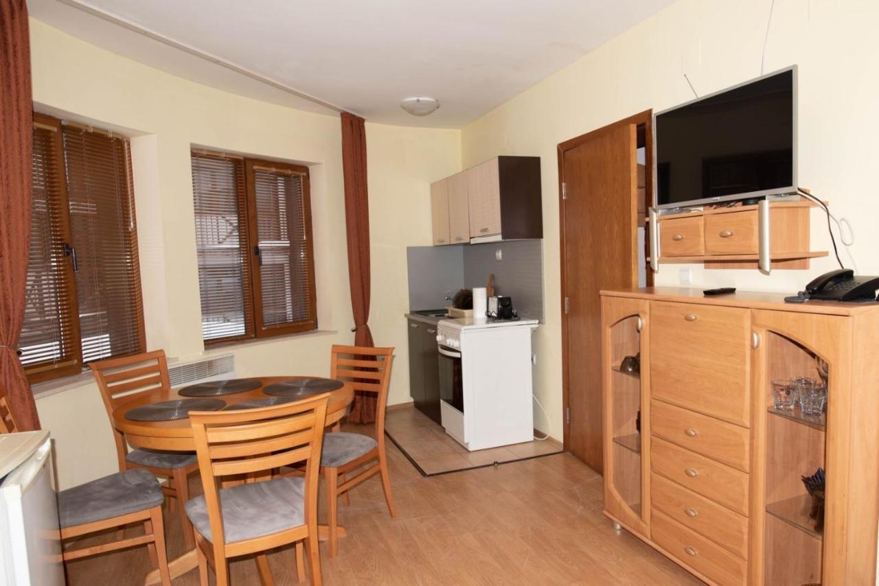 Замъка 1 Aparthotel Pamporovo Ngoại thất bức ảnh