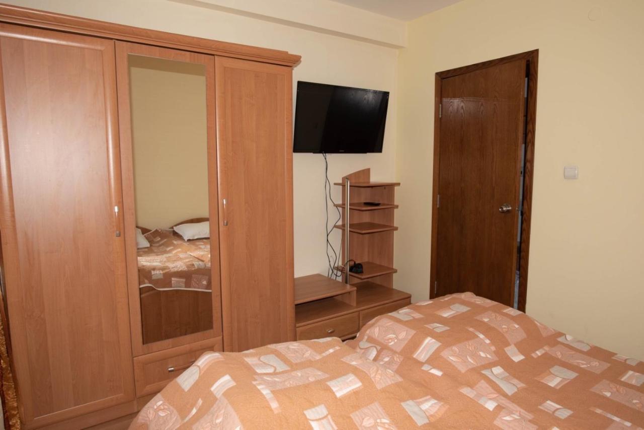 Замъка 1 Aparthotel Pamporovo Ngoại thất bức ảnh