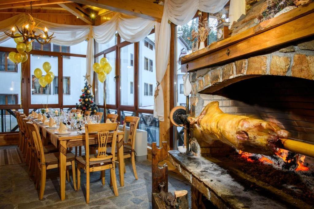Замъка 1 Aparthotel Pamporovo Ngoại thất bức ảnh